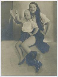 Vorschaubild zu  'Marlene Dietrich mit Tochter Maria (Berlin, 1929)'