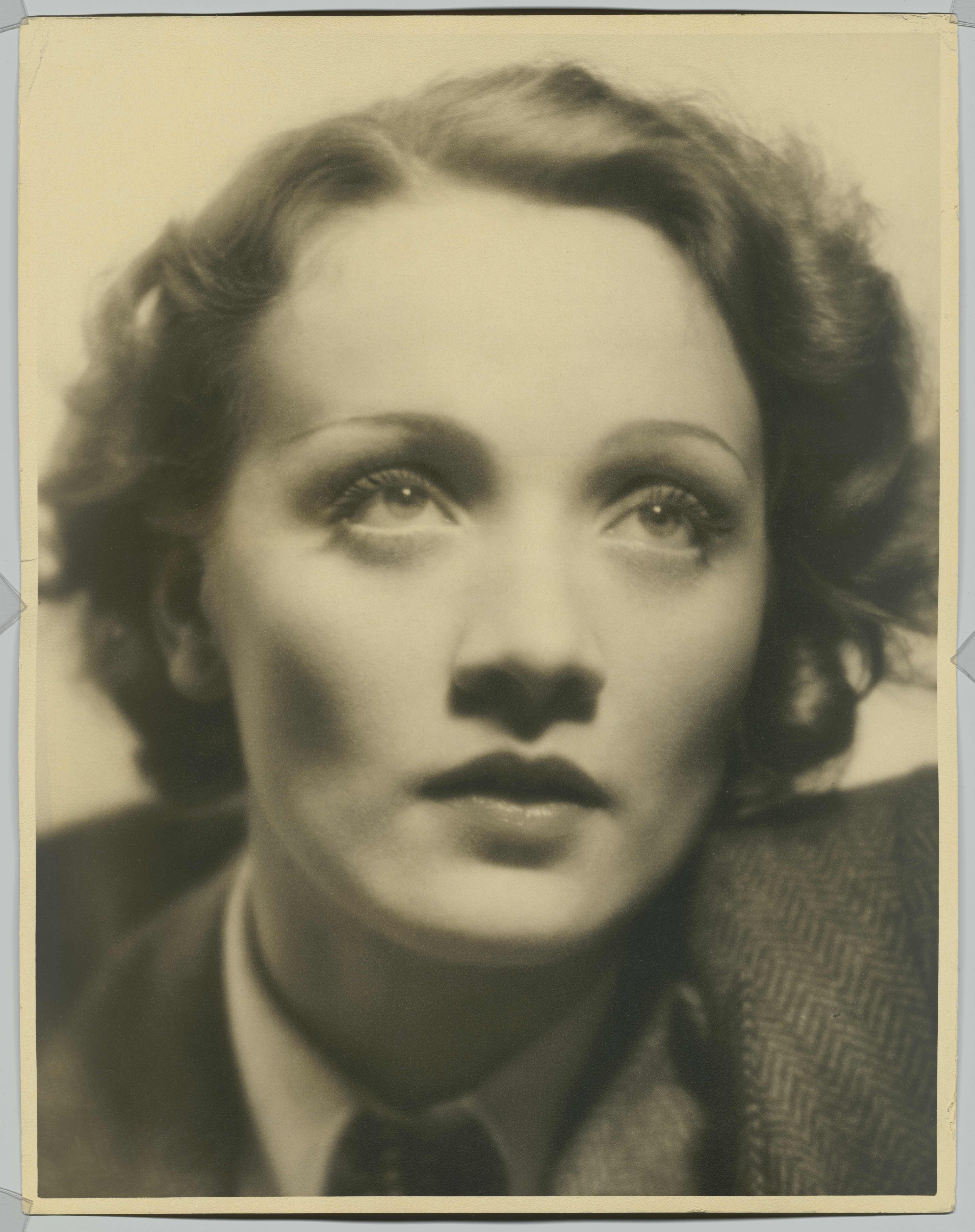 Portrait photo of Marlene Dietrich, Photo: Eugene Robert Richee