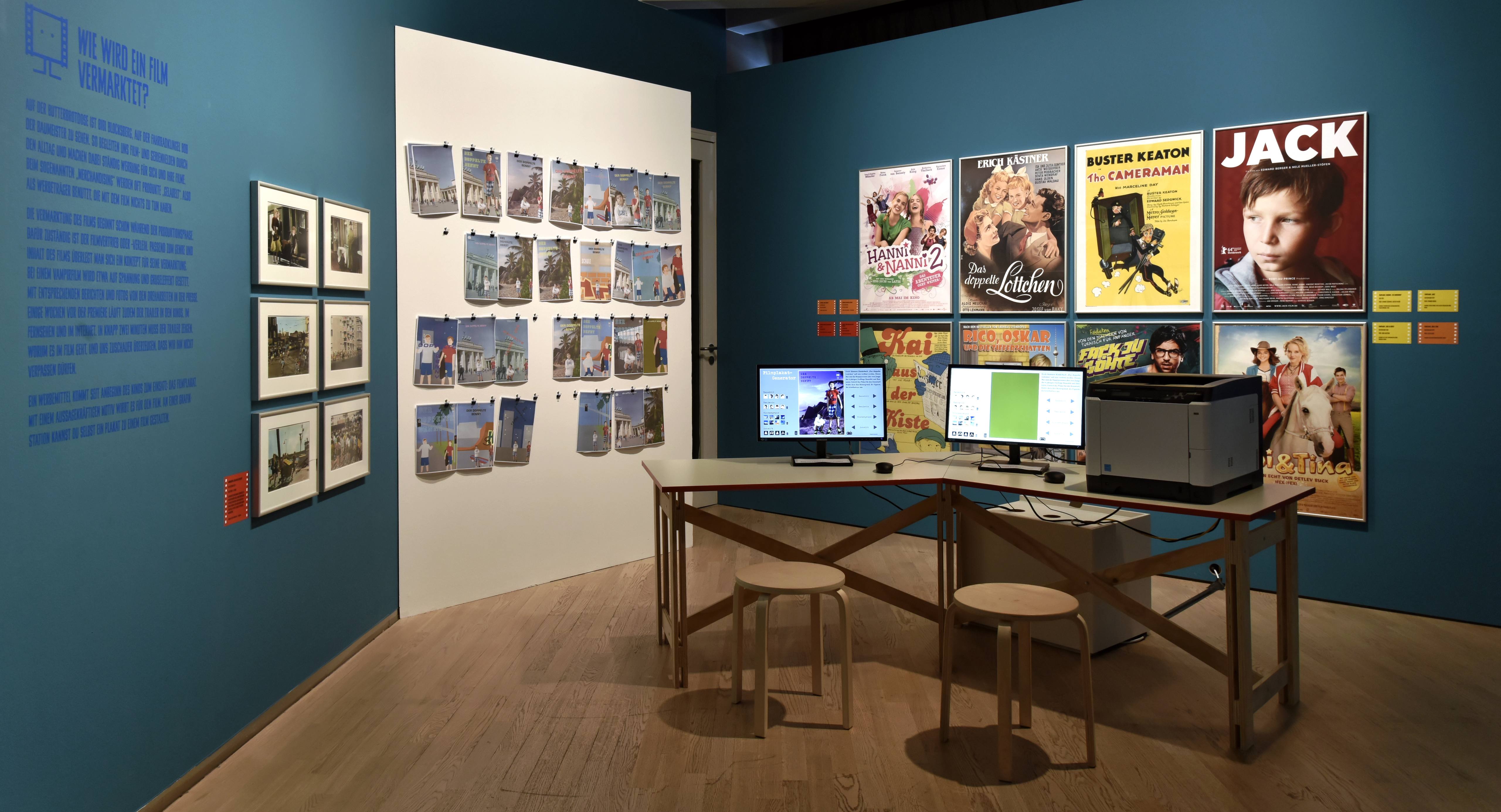 Raumansicht der Ausstellung "... und Action! Wie werden Film und Fernsehen gemacht? – Eine Ausstellung für Kinder von 4 bis 14 Jahren", Deutsche Kinemathek, Berlin